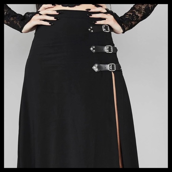 Long black left Split tight skirt with buckles - Picture 3 of 8